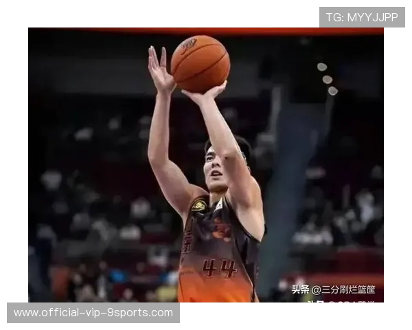 CBA杯山东防守轮转更快，外线干扰投篮很到位